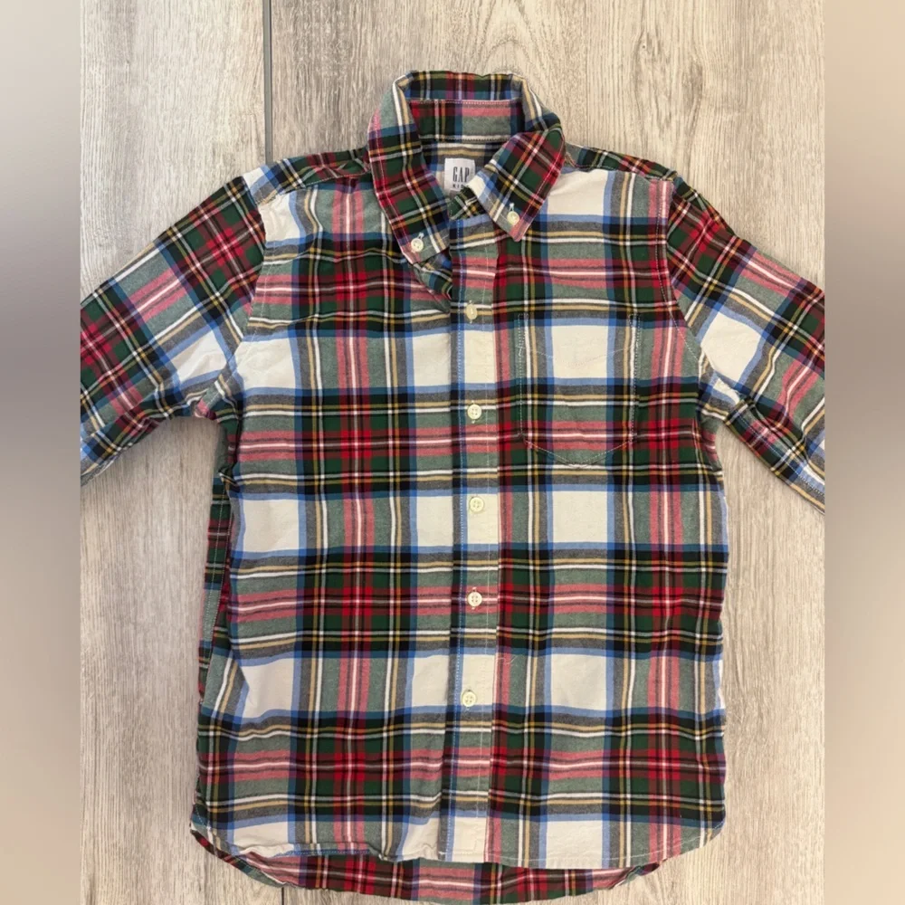 GAP stylish plaid